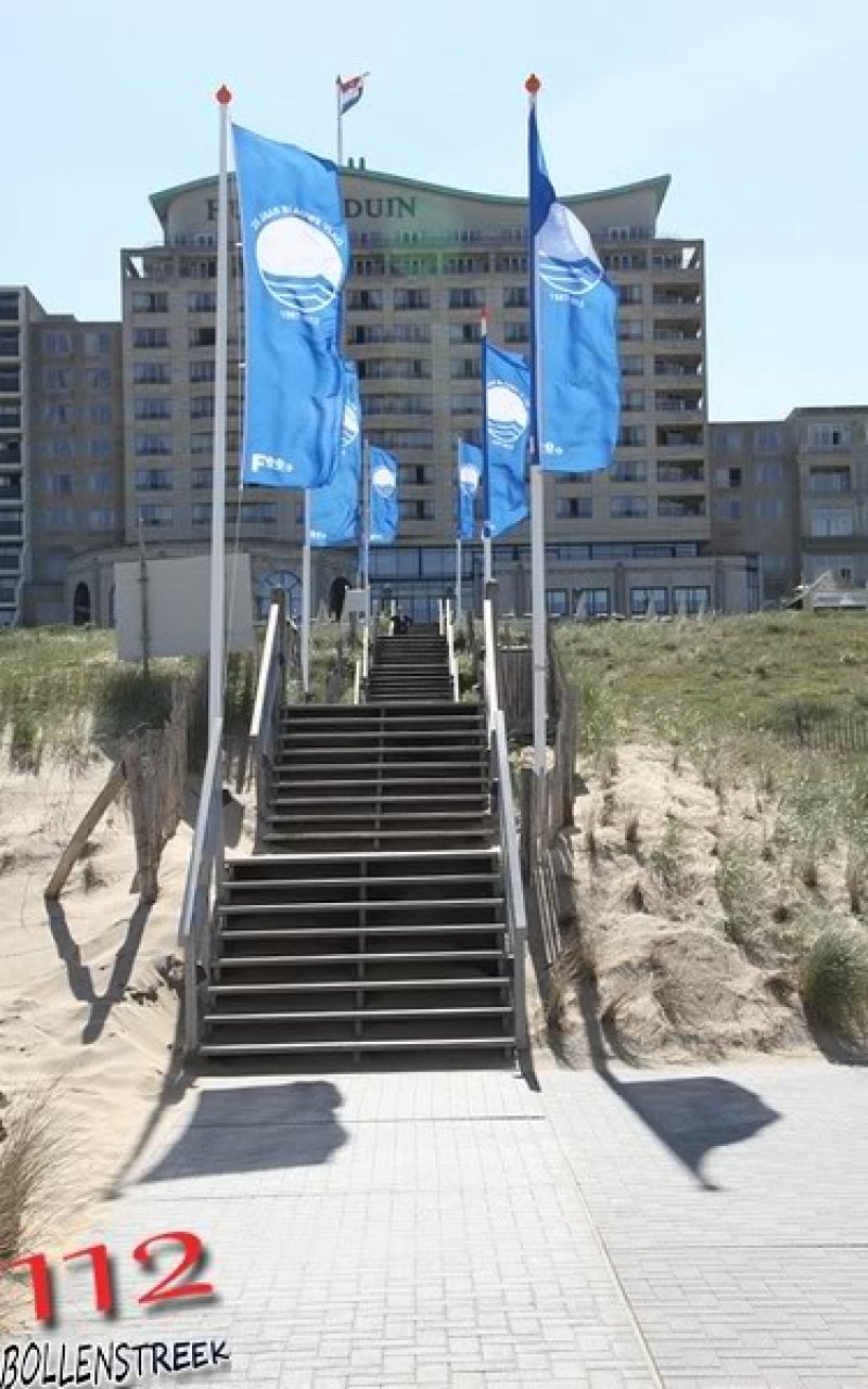 Blauwe vlag gehesen in Noordwijk door Prins Willem-Alexander