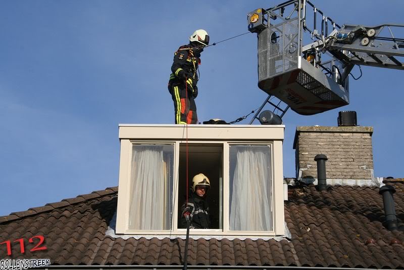 Gebouwbrand Schorrekruidweg/Wijnruitstr. Voorhout