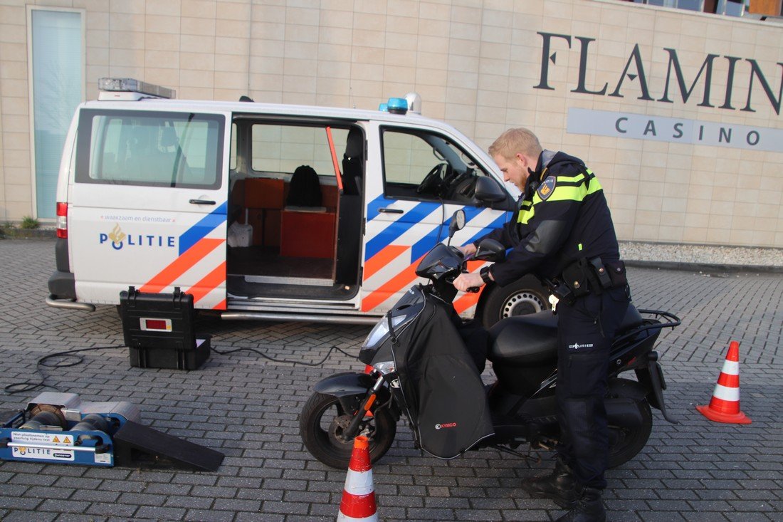 Scootercontrole Langelaan Noordwijkerhout