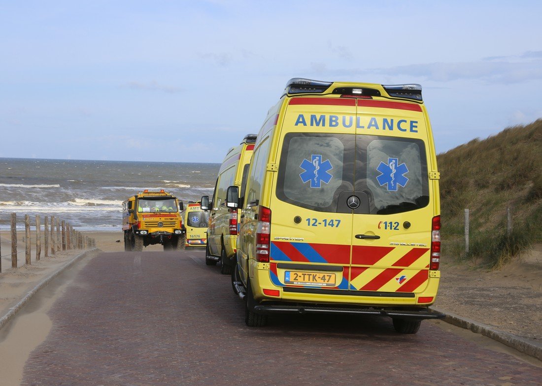 Grote hulpverleningsoefening strand afrit 29 Noordwijk