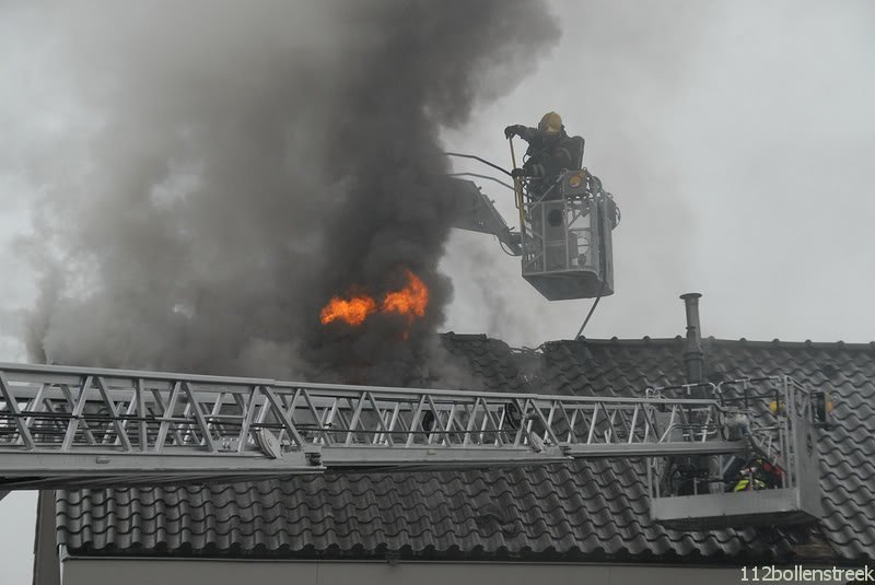 Grote brand Nassaudreef Katwijk (foto update)