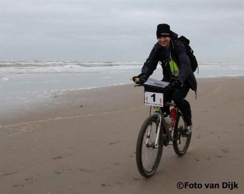 135 km hardlopen en fietsen voor de KNRM