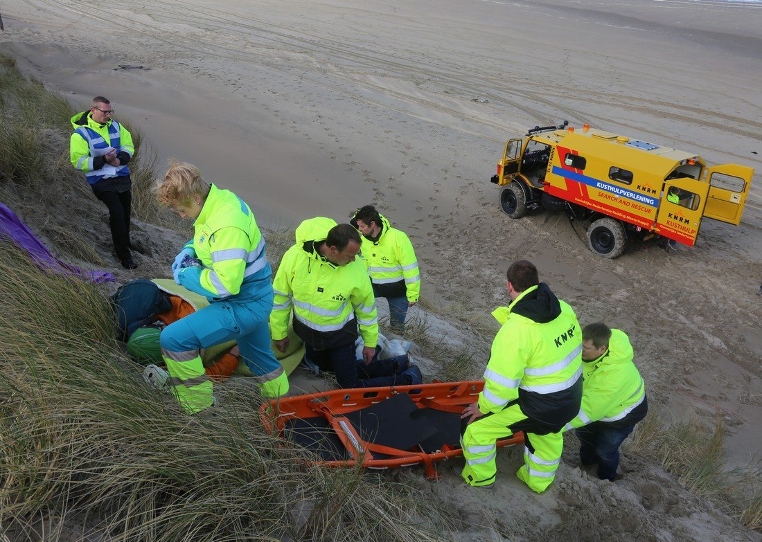 Grote hulpverleningsoefening strand afrit 29 Noordwijk