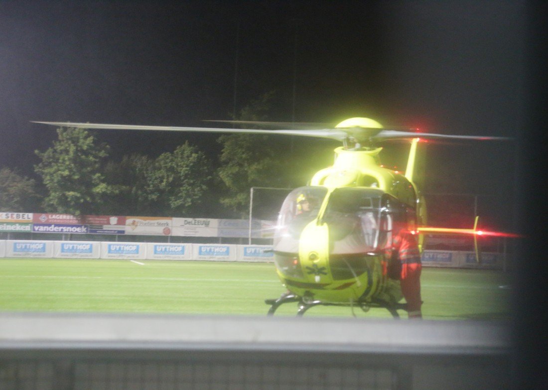 Persoon valt op hoofd Krab Katwijk