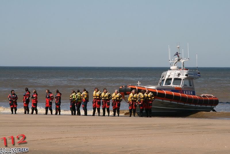 Blauwe vlag gehesen in Noordwijk door Prins Willem-Alexander