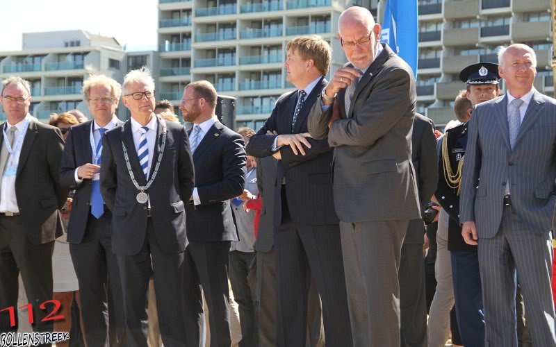 Blauwe vlag gehesen in Noordwijk door Prins Willem-Alexander