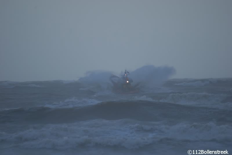 Kitesurfer vermist Scheveningen