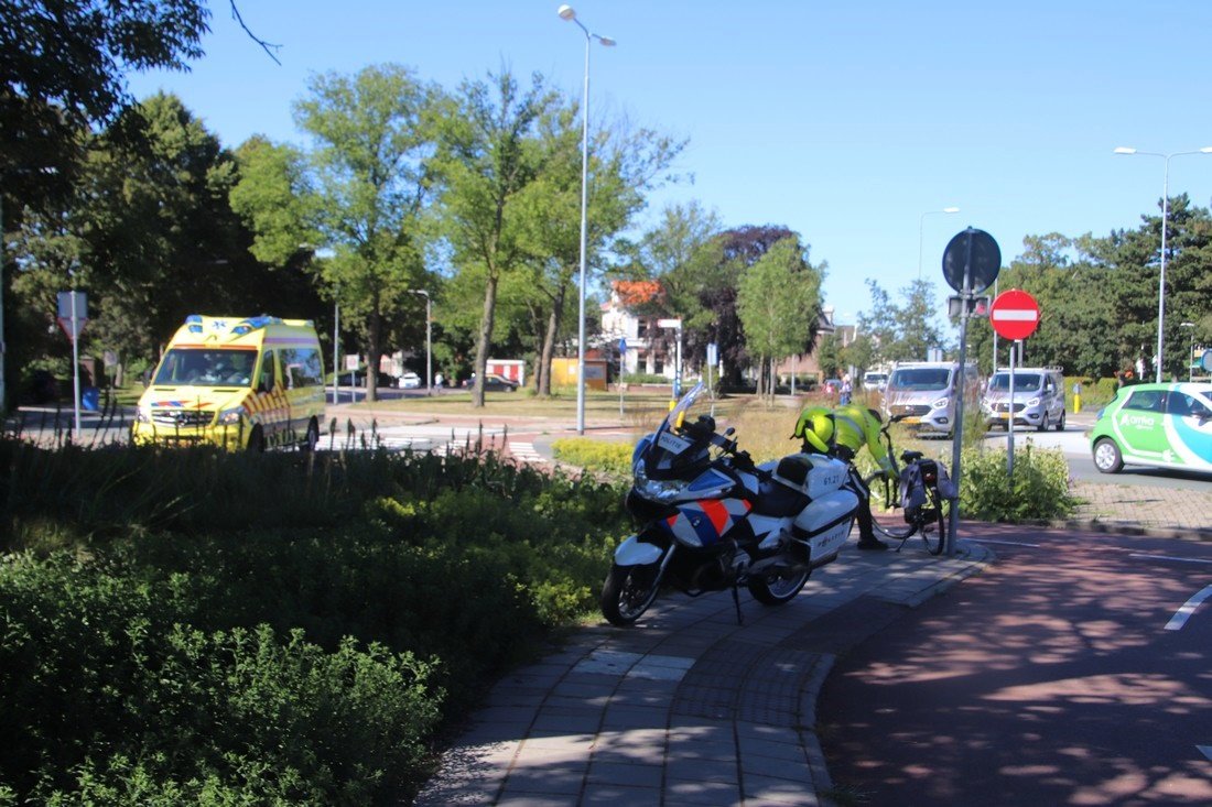 Ongeval fiets contra auto van der Endelaan Hillegom