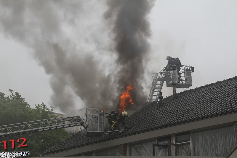 Grote brand Nassaudreef Katwijk (foto update)