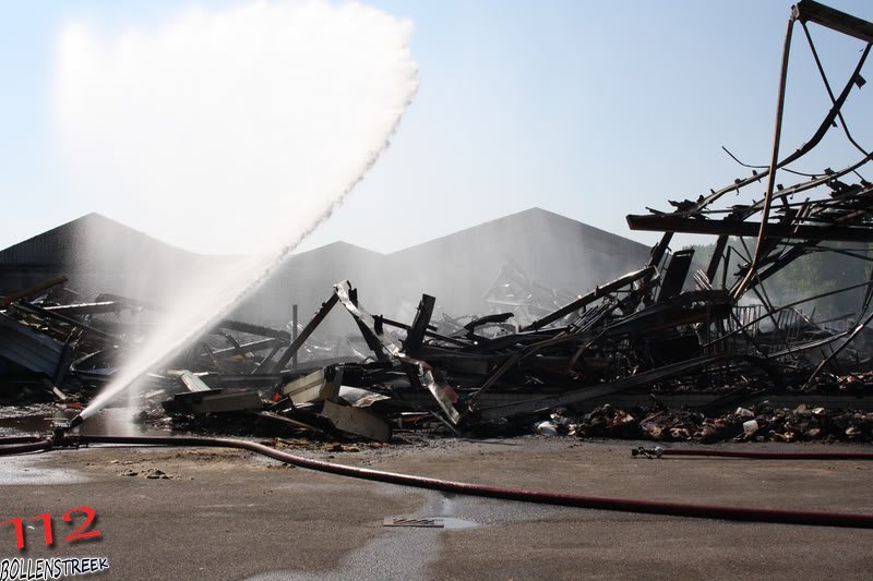 Zeer grote brand (Grip 1) Vinkenweg Rijnsburg (Foto update: 29-05)