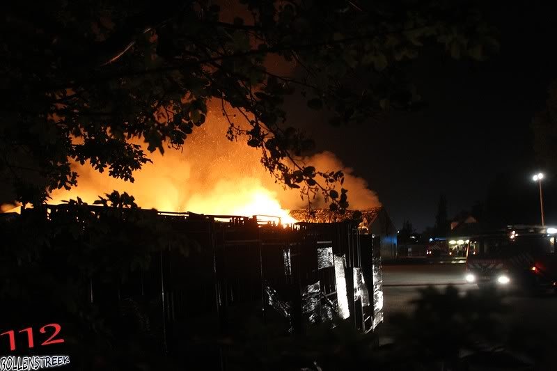 Zeer grote brand (Grip 1) Vinkenweg Rijnsburg (Foto update: 29-05)