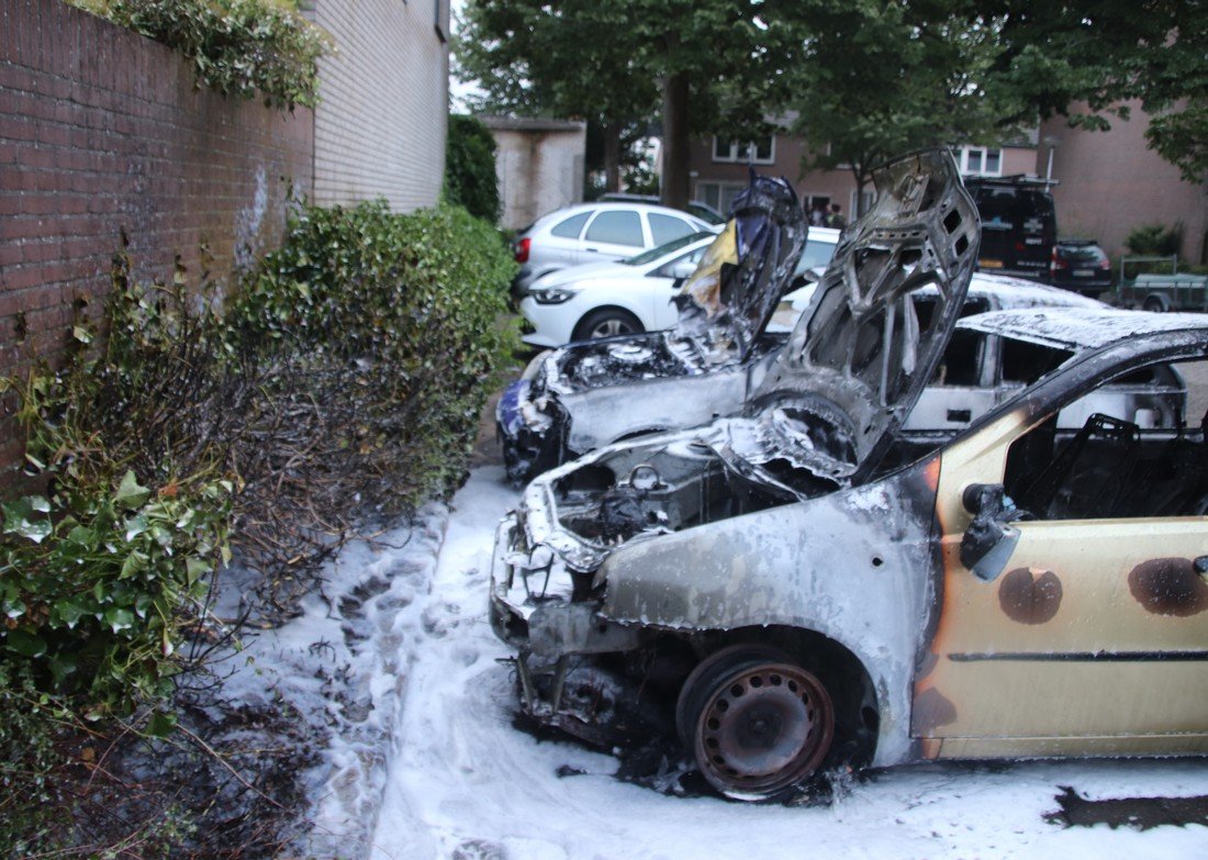 Autobranden Michiel de Ruyterstraat Hillegom