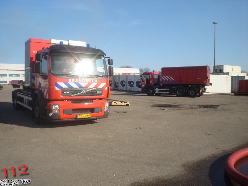 Zeer grote brand Velsen-Noord