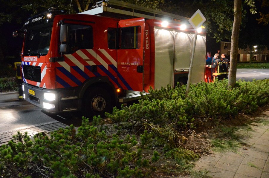 Brandgerucht en hulpverlening voor de brandweer van Voorhout