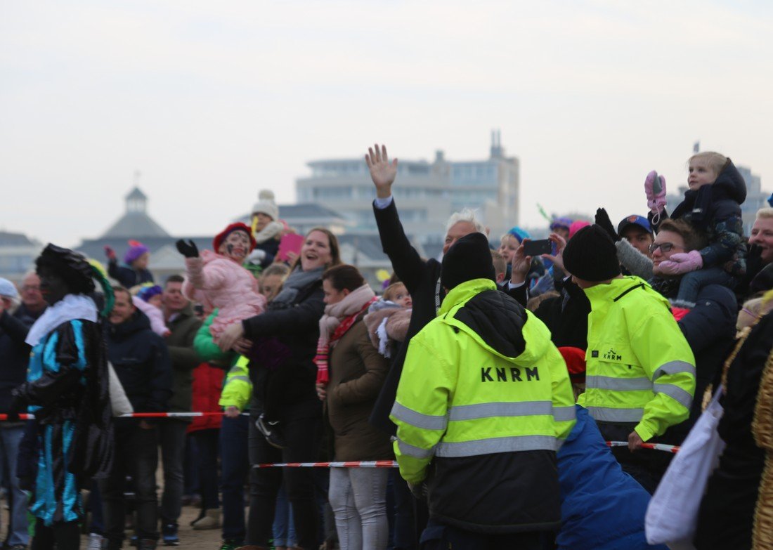 Intocht sinterklaas en zwarte pieten