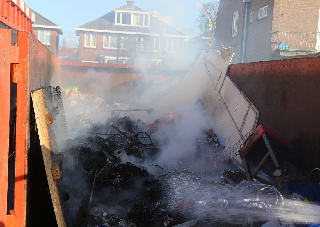 Grote container in de brand Herenstraat Voorhout