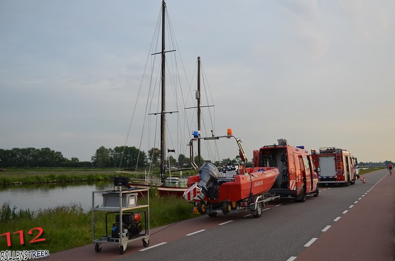 Scheepvaart schip in nood Huigsloterdijk Abbenes