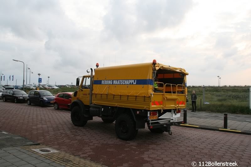 Inzet strand 24-06-2011 persoon onwel