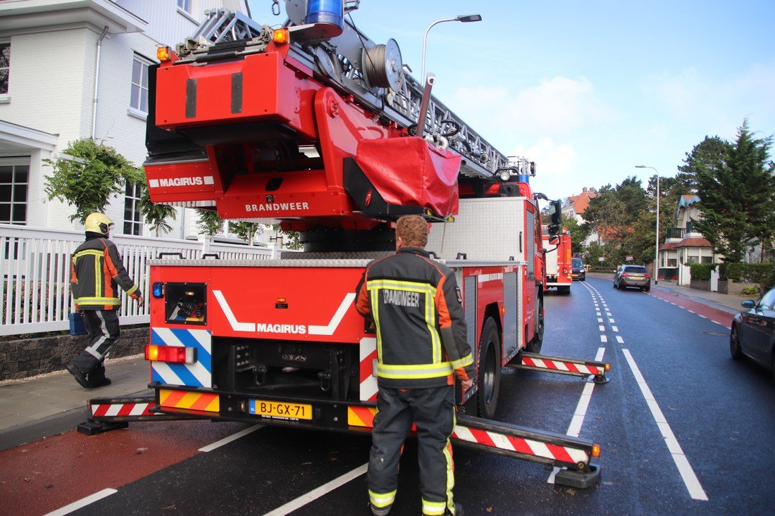 Brandweer rukt uit voor kapotte verkeersbord Oude Zeeweg