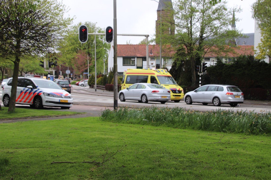 Ongeval Motor met auto Parklaan Sassenheim