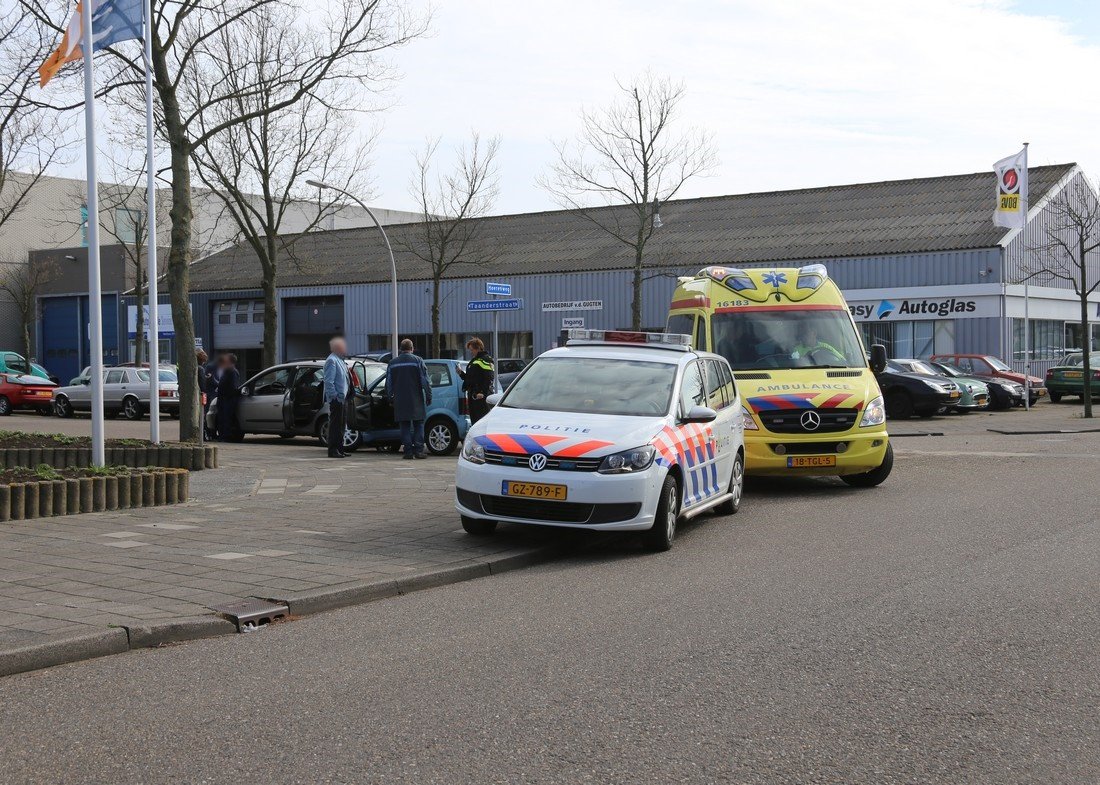 Ongeval brommobiel met auto Heerenweg Katwijk