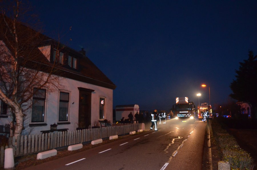Schoorsteenbrand slaat in woning Loosterweg Voorhout