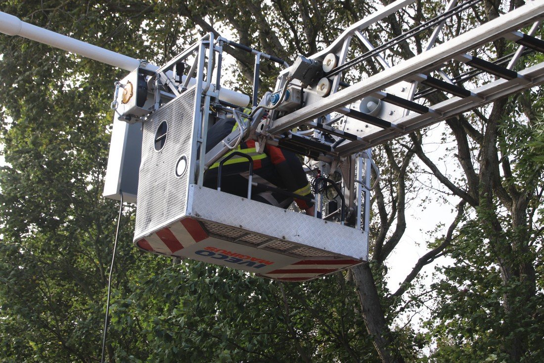 Brandweer rukt uit voor kapotte verkeersbord Oude Zeeweg