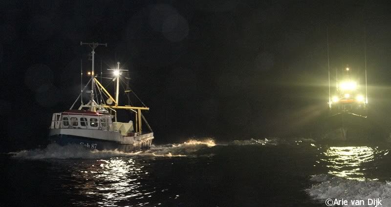 KNRM Katwijk uitruk voor brand op schip 