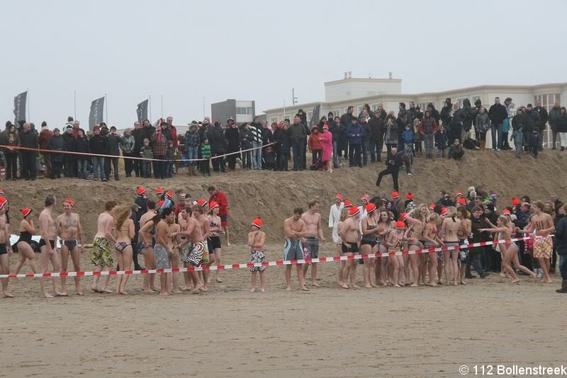 Nieuwjaars duik Noordwijk