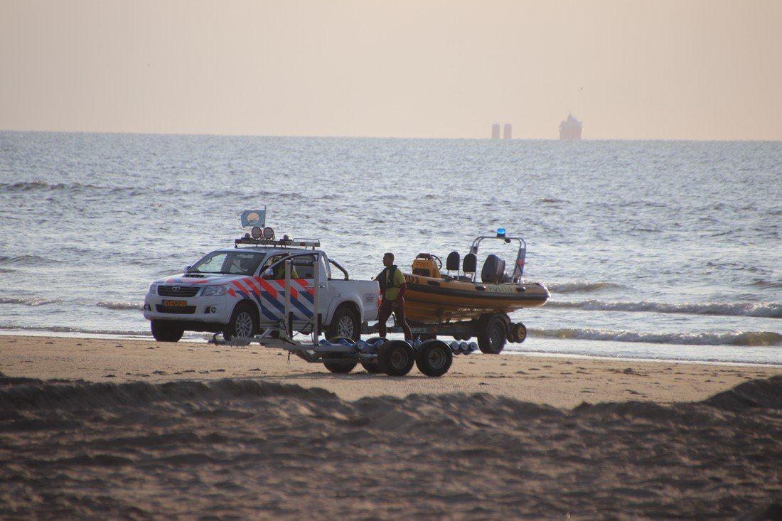 Grote oefening strand Katwijk