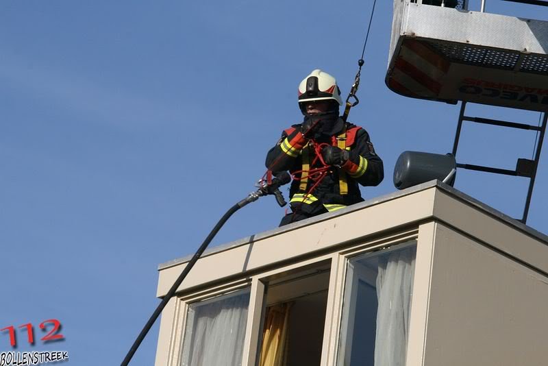 Gebouwbrand Schorrekruidweg/Wijnruitstr. Voorhout