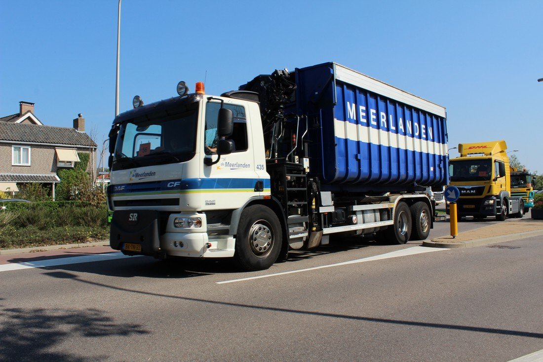 Truckrun 2015 rijdt door de Bollenstreek