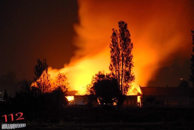 Zeer grote brand (Grip 1) Vinkenweg Rijnsburg (Foto update: 29-05)