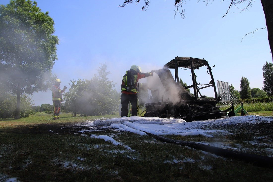 Grasmaaier uitgebrand Rijnsburg