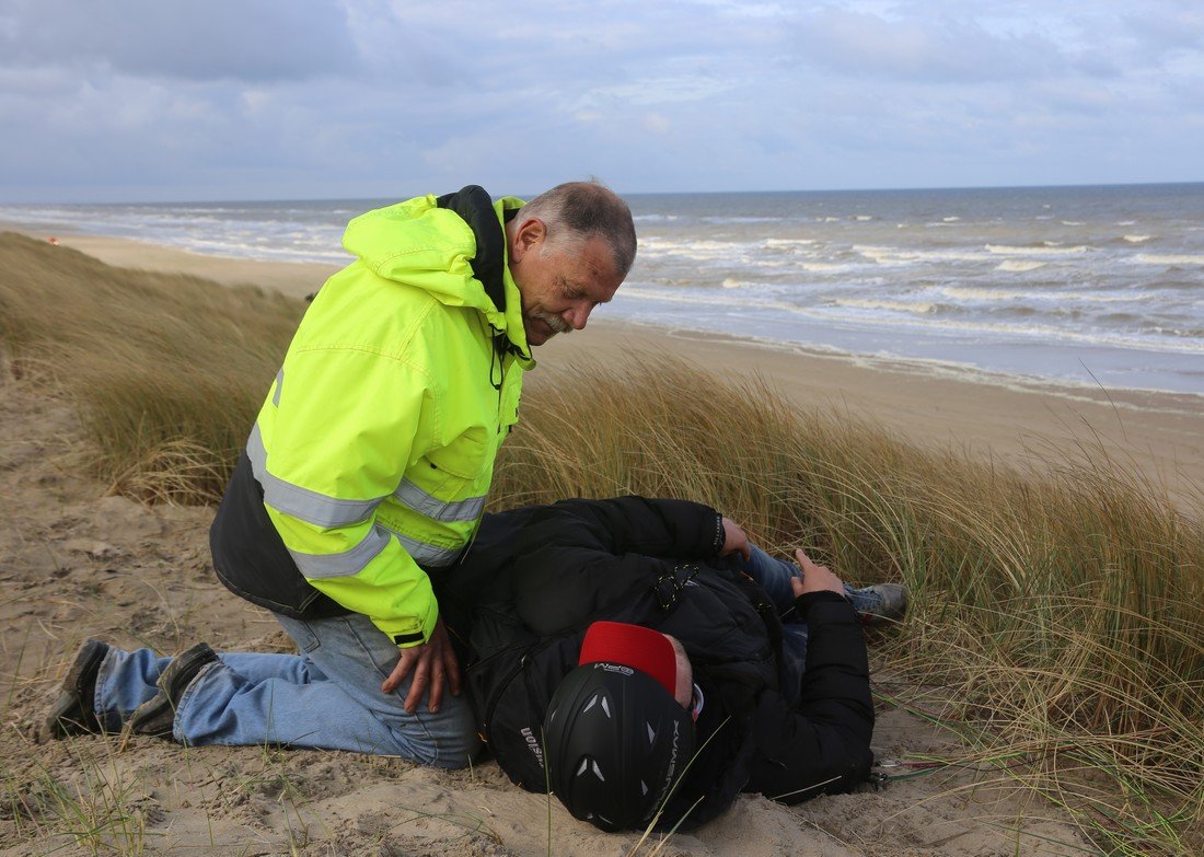 Grote hulpverleningsoefening strand afrit 29 Noordwijk