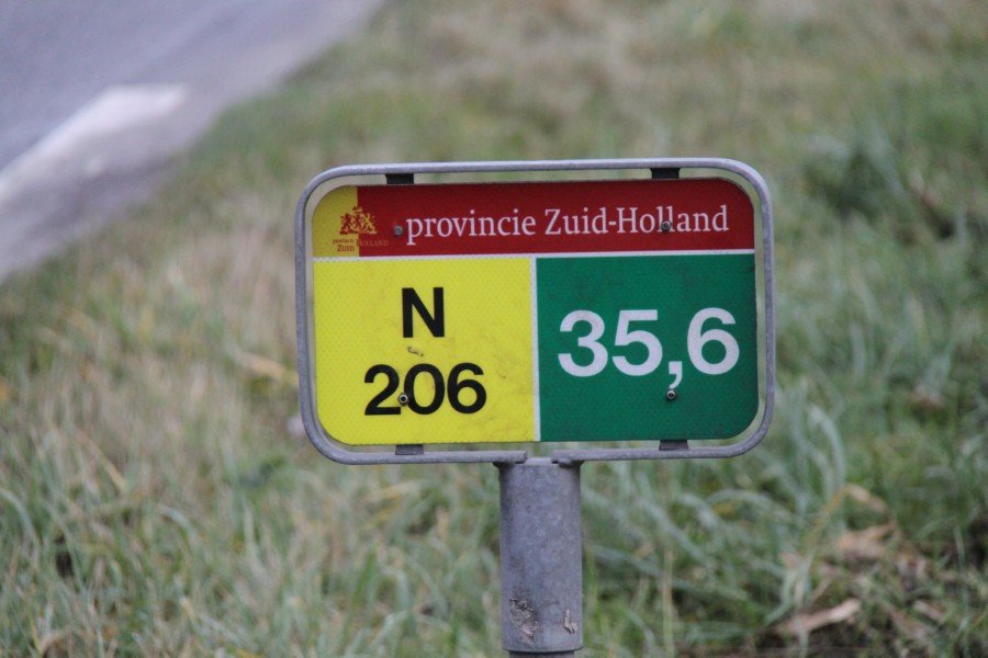 Auto te water N206 De Zilk