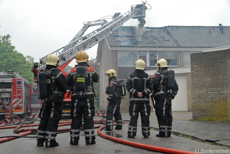 Grote brand Nassaudreef Katwijk (foto update)