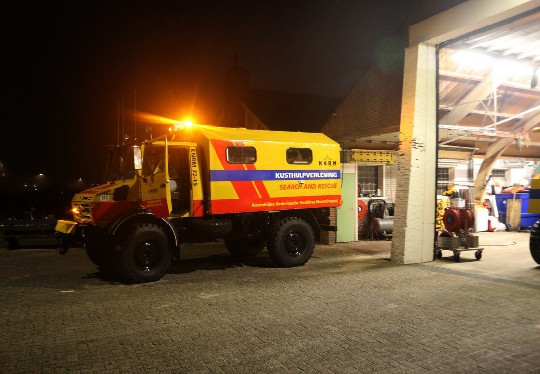 KNRM Noordwijk en Zandvoort rukken uit voor persoon te water