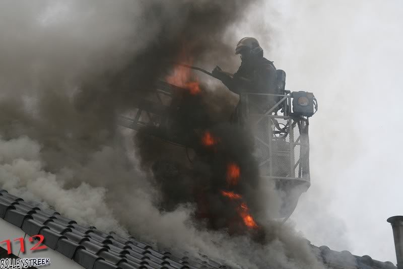 Grote brand Nassaudreef Katwijk (foto update)