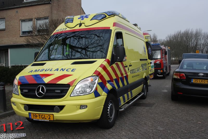 assistentie ambulance Goudenregenplatsoen Rijnsburg