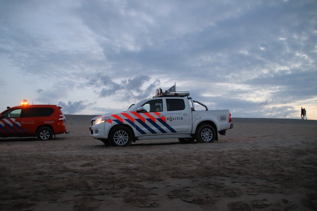 Grote oefening strand Katwijk