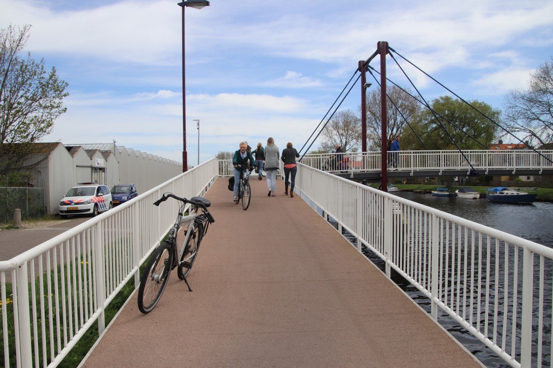 Fietser ernstig gewond na val Rijnsburg