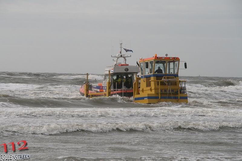 Surfuitrusting gevonden Noordwijk