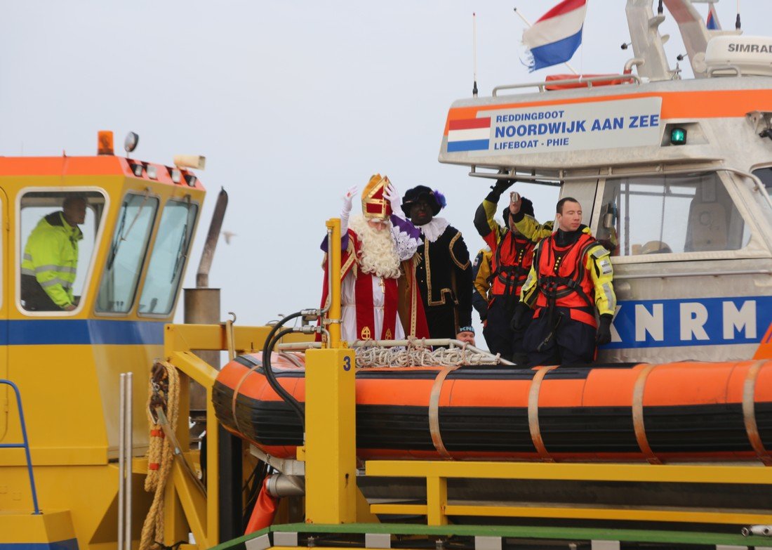 Intocht sinterklaas en zwarte pieten