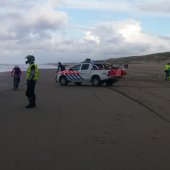 Man gewond na val op strand Katwijk