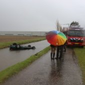 Auto te water Berg en Daal Voorhout