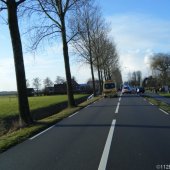 Auto te water IJweg Zwanenburg