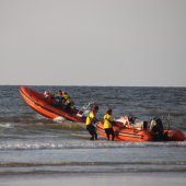 Grote oefening strand Katwijk