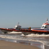 Blauwe vlag gehesen in Noordwijk door Prins Willem-Alexander