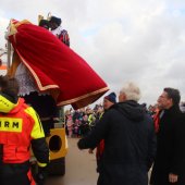 Aankomst Sinterklaas met zijn Zwarte Pieten Noordwijk